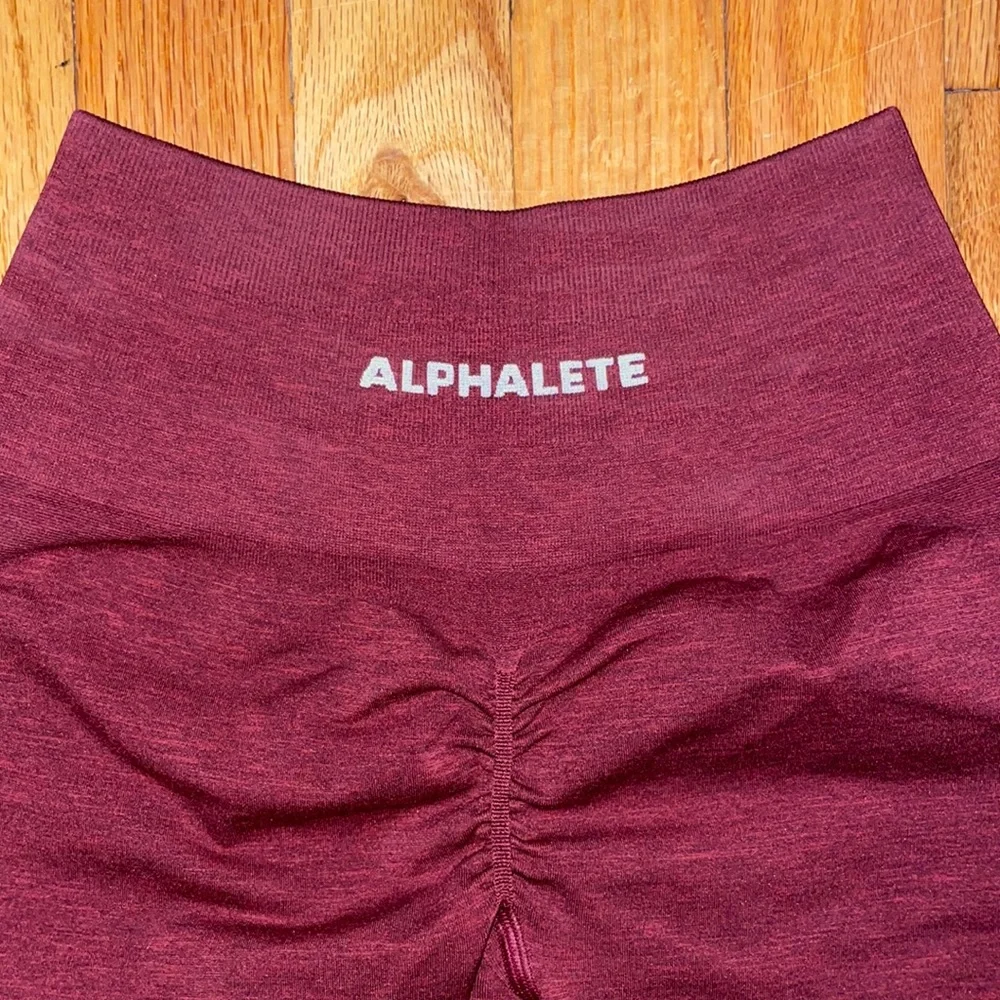Alphalete Amplify Bike Shorts - Bordeaux - Picture 7 of 8